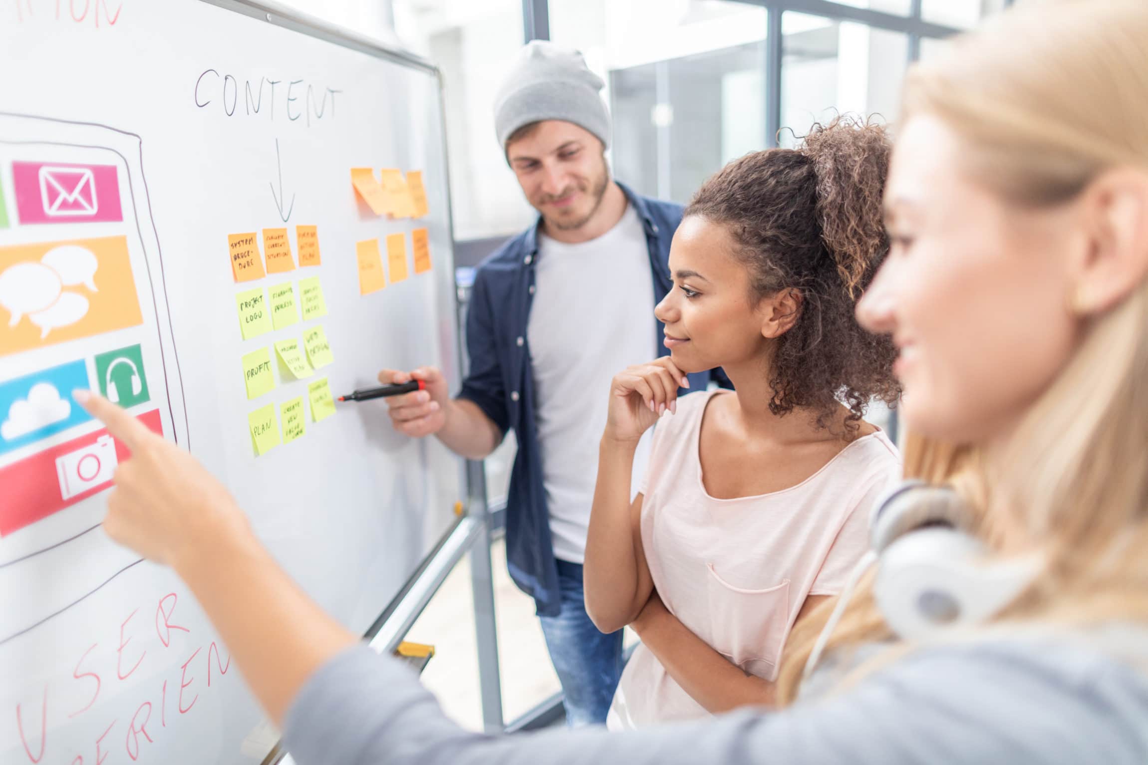 What’s the Difference Between UX and UI Design for Business Websites?